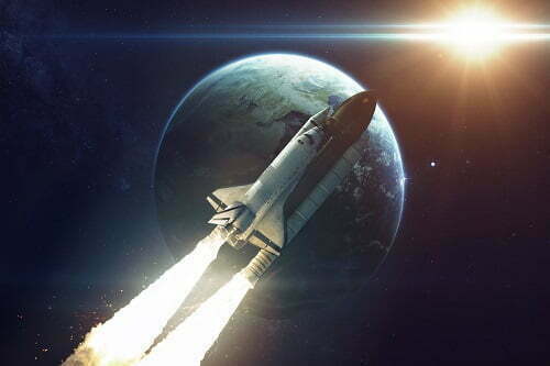 space-shuttle-orbiting-earth-planet