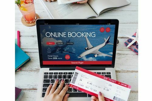 How and when to book a flight ticket