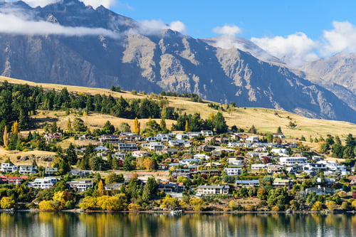 queenstown - places to visit in New Zealand